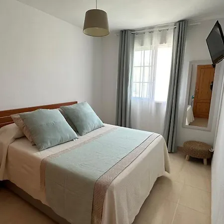 Atico Parque Salinas Beachfront Apartment *
